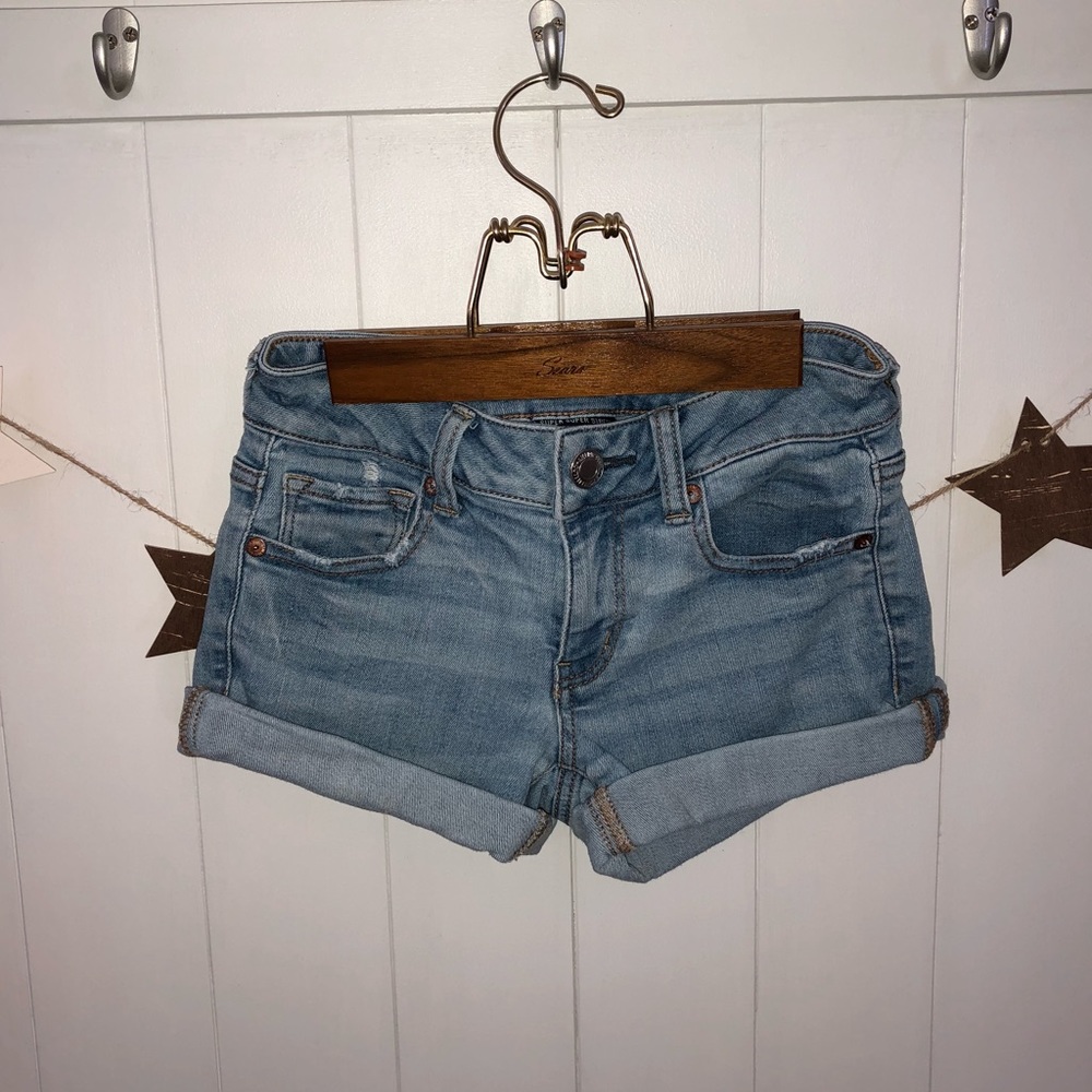 ⭐️ American Eagle size 0 jean shorts ⭐️